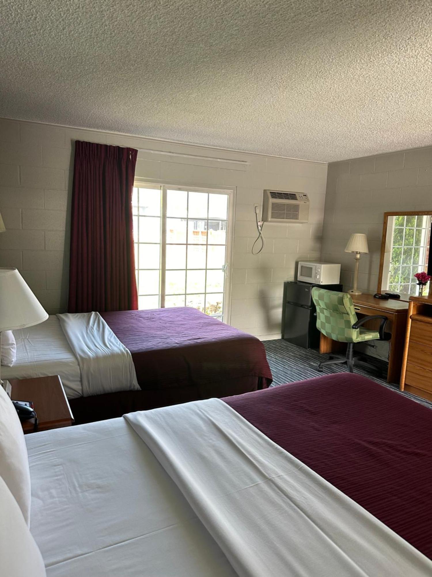 Relax Inn Yreka Exterior photo
